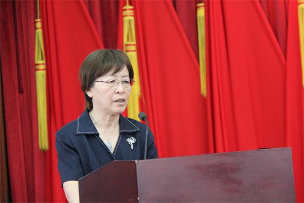 北京走進崇高研究院汪紀戎顧問講話.jpg 北京走進崇高研究院汪紀戎顧問講話.jpg