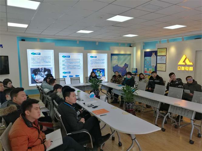 培訓(xùn)現(xiàn)場(chǎng).jpg 培訓(xùn)現(xiàn)場(chǎng).jpg