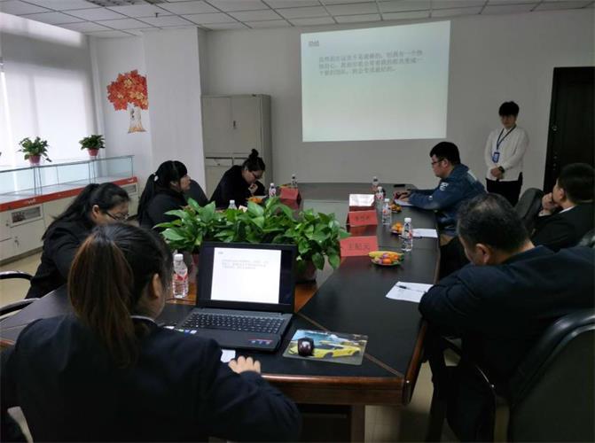 競聘現場.jpg 競聘現場.jpg